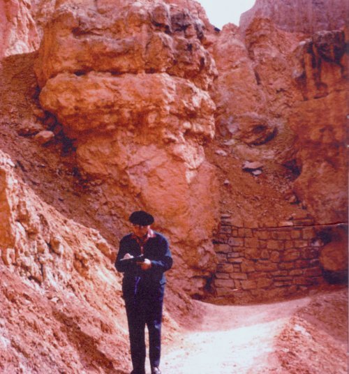 Olivier Messiaen zapisuje ptačí zpěv v Bryce Canyonu